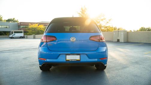 2021 Volkswagen Golf GTI 2.0T SE