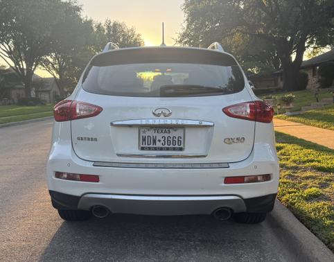 2016 INFINITI QX50 Base