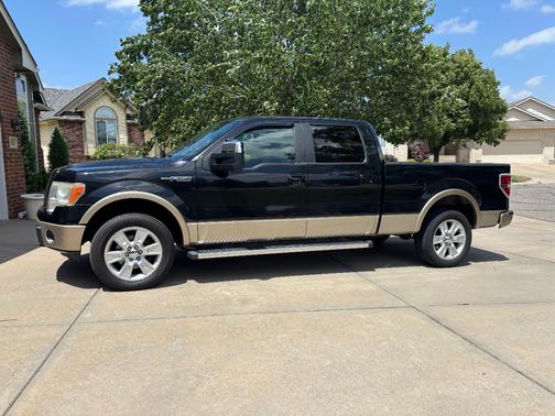 Black 2012 Ford F-150 Lariat