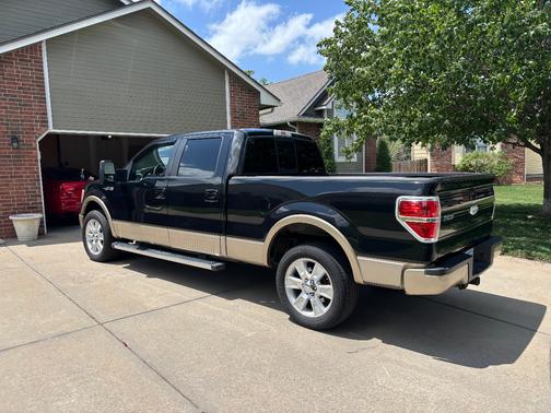 Black 2012 Ford F-150 Lariat