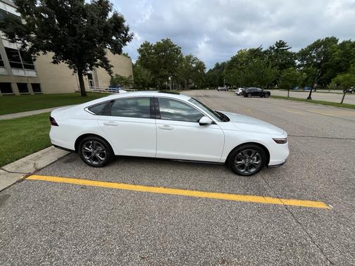 2024 Honda Accord Hybrid EX-L