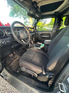 Gray 2019 Jeep Wrangler Unlimited Sport