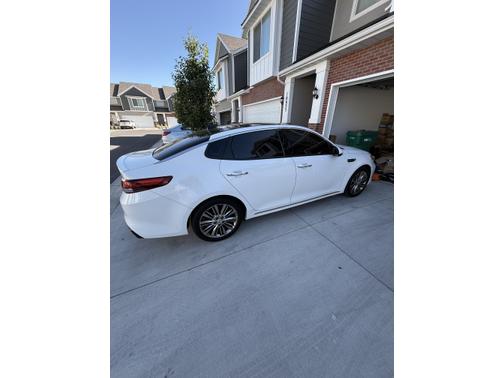 2017 Kia Optima SXL Turbo