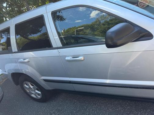 Silver 2008 Jeep Grand Cherokee Laredo