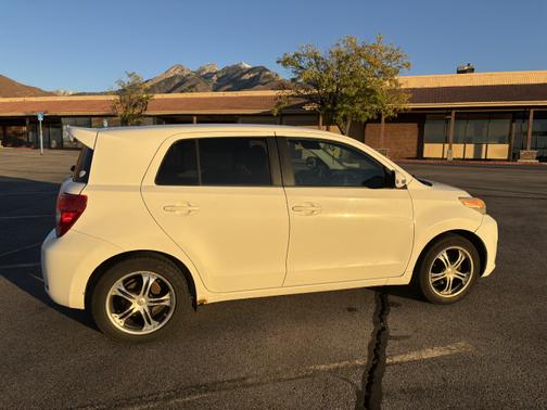 2008 Scion xD Base