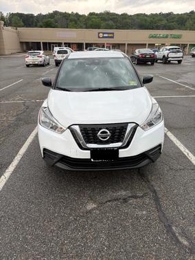 White 2020 Nissan Kicks S