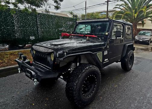 Black 2002 Jeep Wrangler SE
