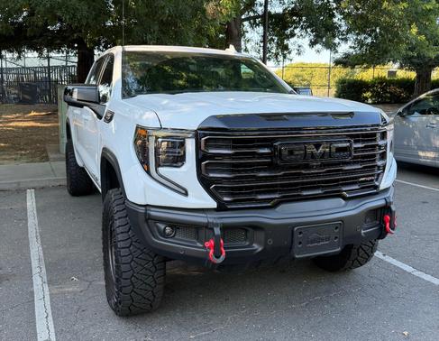 White 2025 GMC Sierra 1500 AT4X