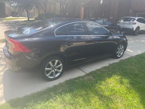 Black 2016 Volvo S60 T5 Drive-E Premier