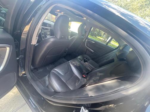 Black 2016 Volvo S60 T5 Drive-E Premier