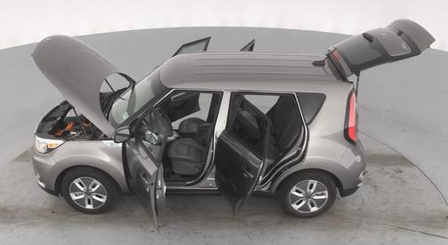 Beige 2017 Kia Soul EV +