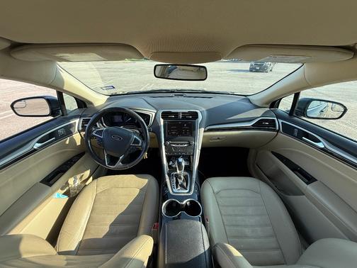 Green 2015 Ford Fusion Energi SE Luxury
