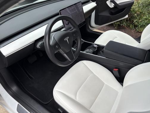 2020 Tesla Model 3 Standard Range