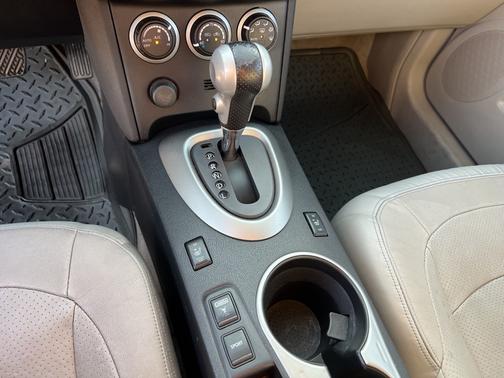 2013 Nissan Rogue SV w/SL Pkg