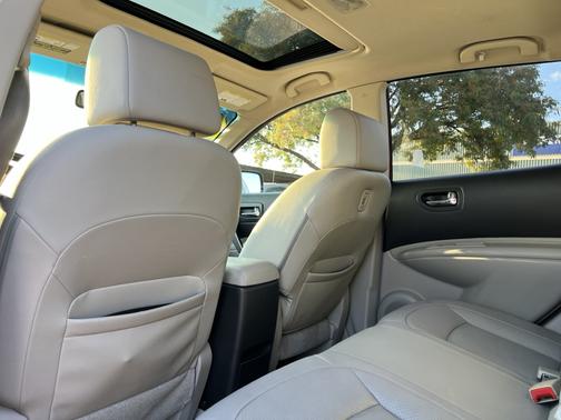 2013 Nissan Rogue SV w/SL Pkg