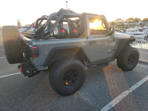 2021 Jeep Wrangler Sport S