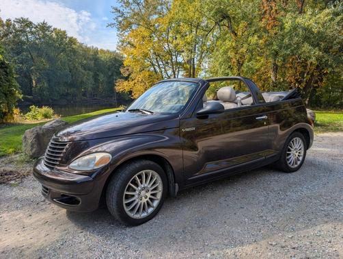 Purple 2005 Chrysler PT Cruiser GT