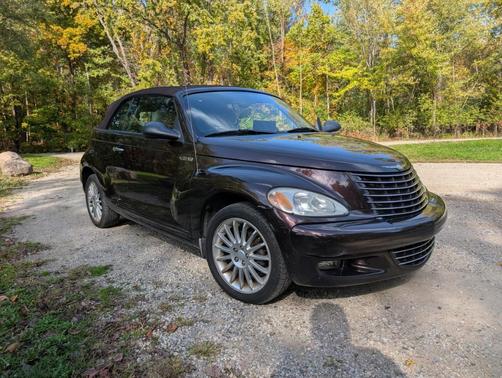 Purple 2005 Chrysler PT Cruiser GT