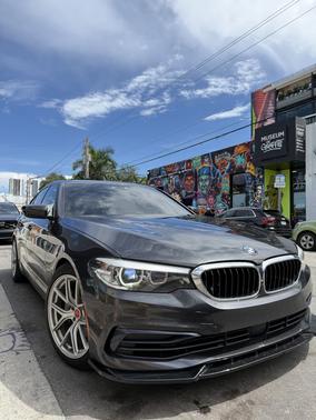 2019 BMW 540 i