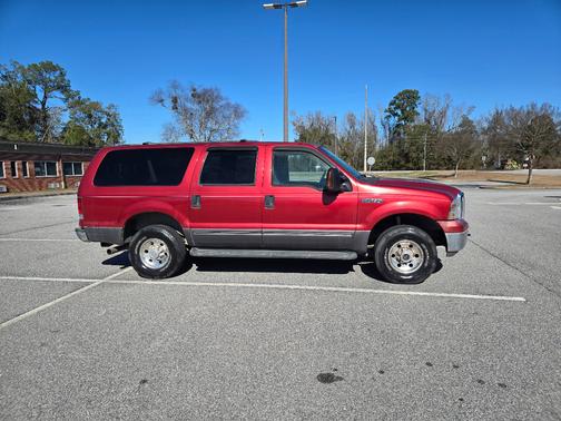2005 Ford Excursion XLT