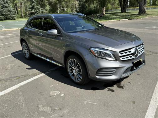 Gray 2018 Mercedes-Benz GLA 250 4MATIC