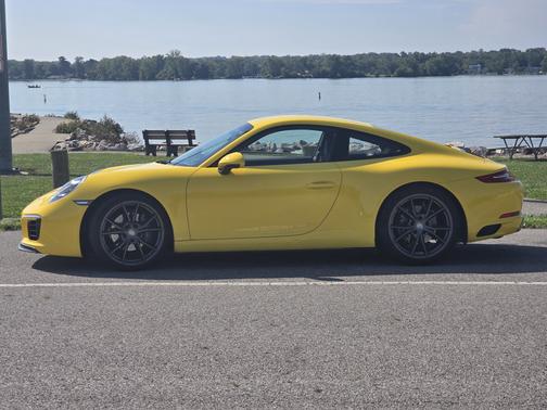 Yellow 2019 Porsche 911 911 Carrera T
