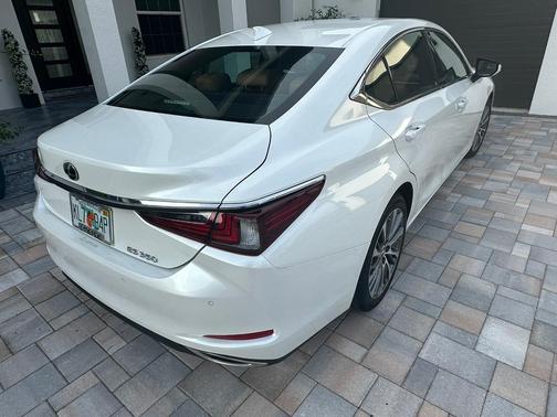 White 2020 Lexus ES 350 Base