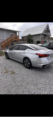 Silver 2022 Nissan Altima 2.5 SV