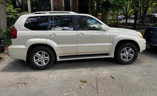 Beige 2003 Lexus GX 470 Base