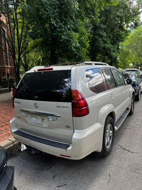 Beige 2003 Lexus GX 470 Base