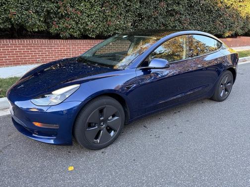 Blue 2023 Tesla Model 3 Base