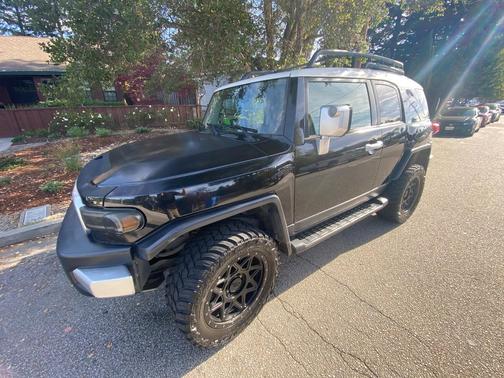 Black 2007 Toyota FJ Cruiser Base