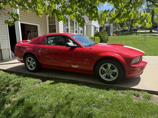 Red 2005 Ford Mustang GT