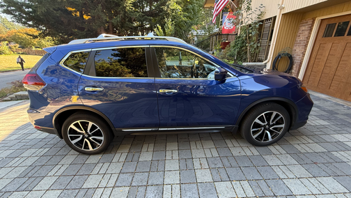 2020 Nissan Rogue SL