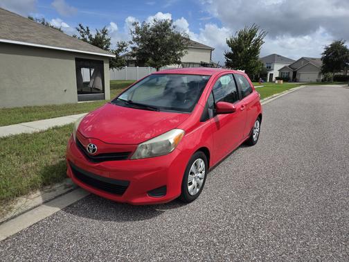 2012 Toyota Yaris L