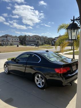Black 2011 BMW 335 i