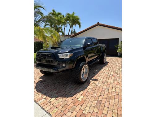 2019 Toyota Tacoma TRD Sport