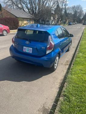2015 Toyota Prius c Two