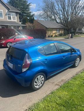 2015 Toyota Prius c Two