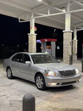 2004 Lexus LS 430 Base