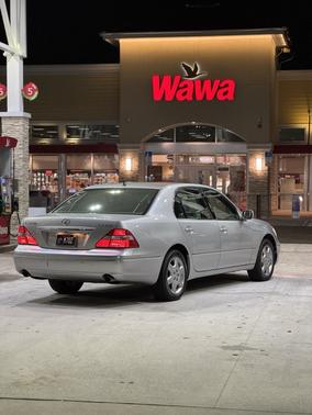 2004 Lexus LS 430 Base