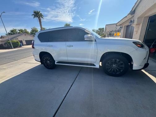 White 2022 Lexus GX 460 Premium