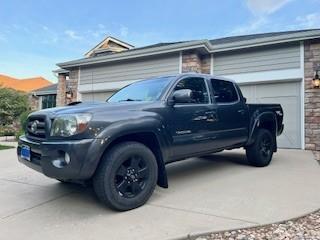 Gray 2009 Toyota Tacoma Double Cab