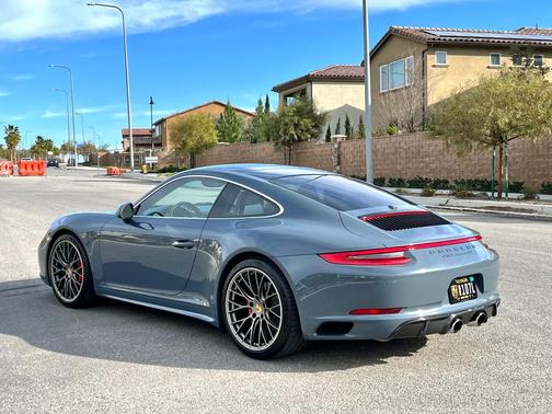 Blue 2017 Porsche 911 911 Carrera 4S