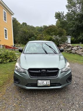 2014 Subaru Impreza 2.0i
