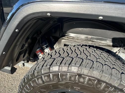 Black 2021 Jeep Gladiator Mojave