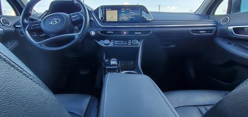 2021 Hyundai SONATA Hybrid Limited