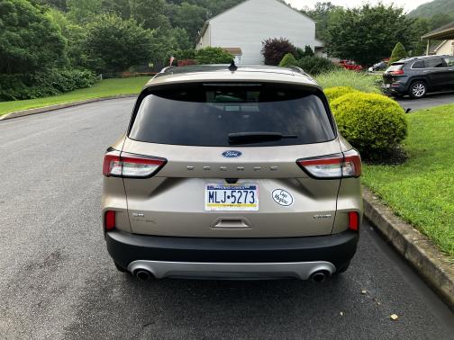 2020 Ford Escape SE