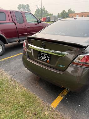Brown 2014 Nissan Altima 2.5 SV