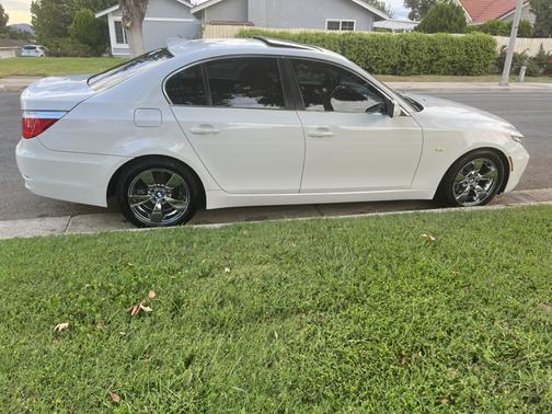 2008 BMW 528 i